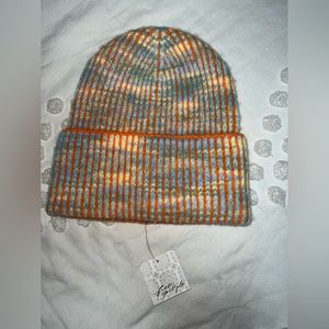 Free People Beanie-NWT